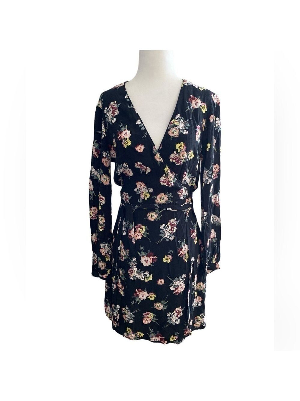 Miss Selfridge - Asos pansy floral print wrap dress